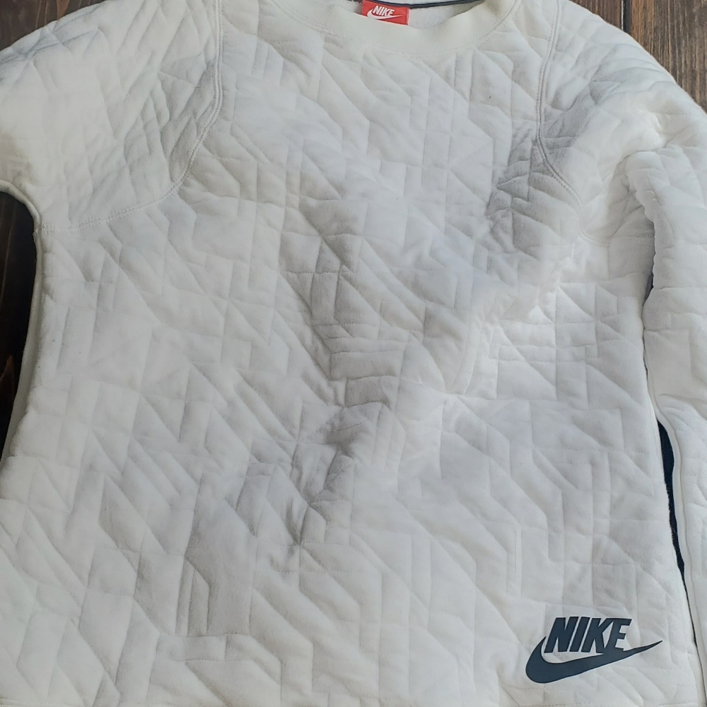 Nike sweatshirt